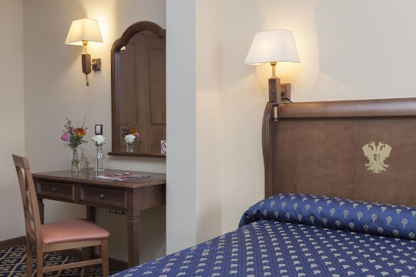 Hotel Agora Juan de Austria (Madrid)